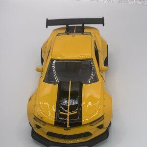 2016 1:32 Yellow Chevy Camaro SS Diecast Car SELLING AS IS
